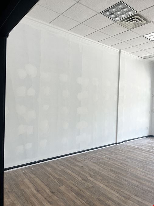 Retail Space in Five Corners Plaza