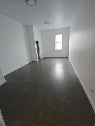 Preview of Industrial space for Rent at 129 11th St