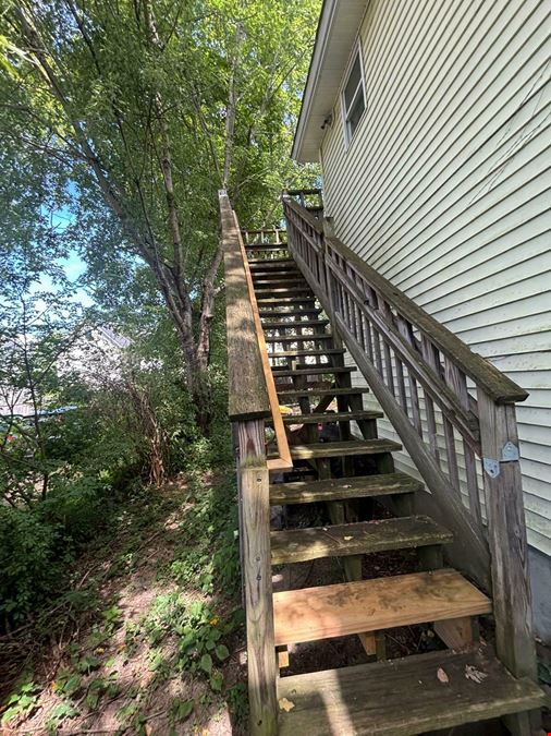5 Units in Greenfield