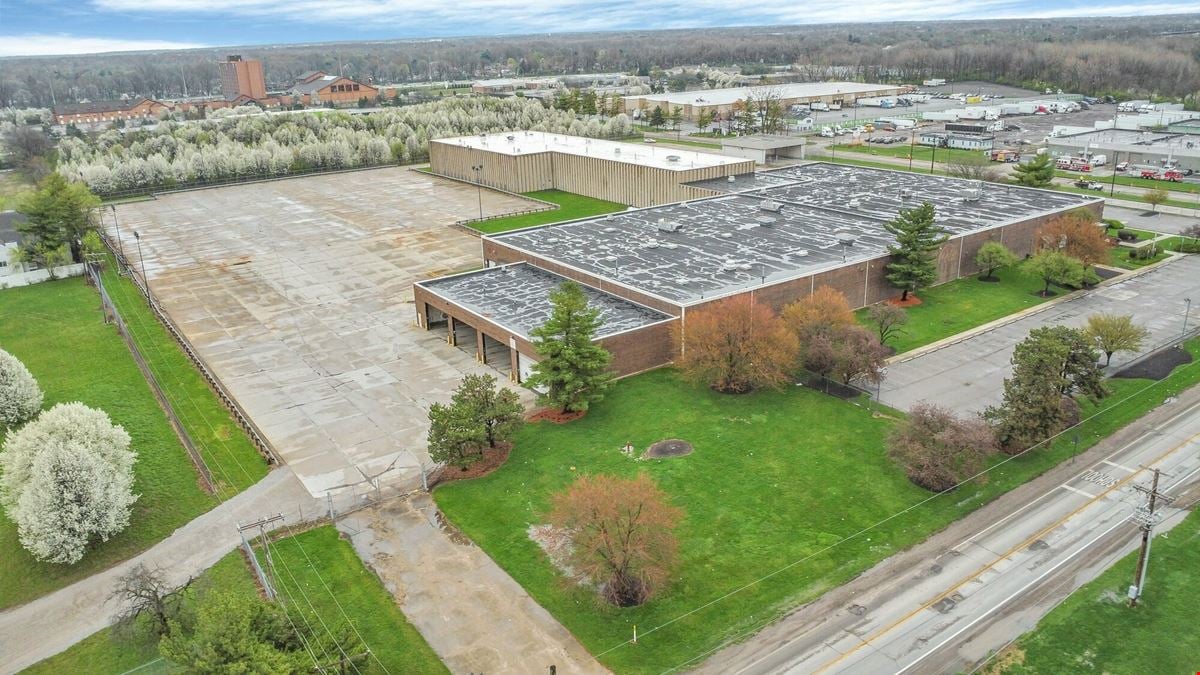 4500 Groves Rd