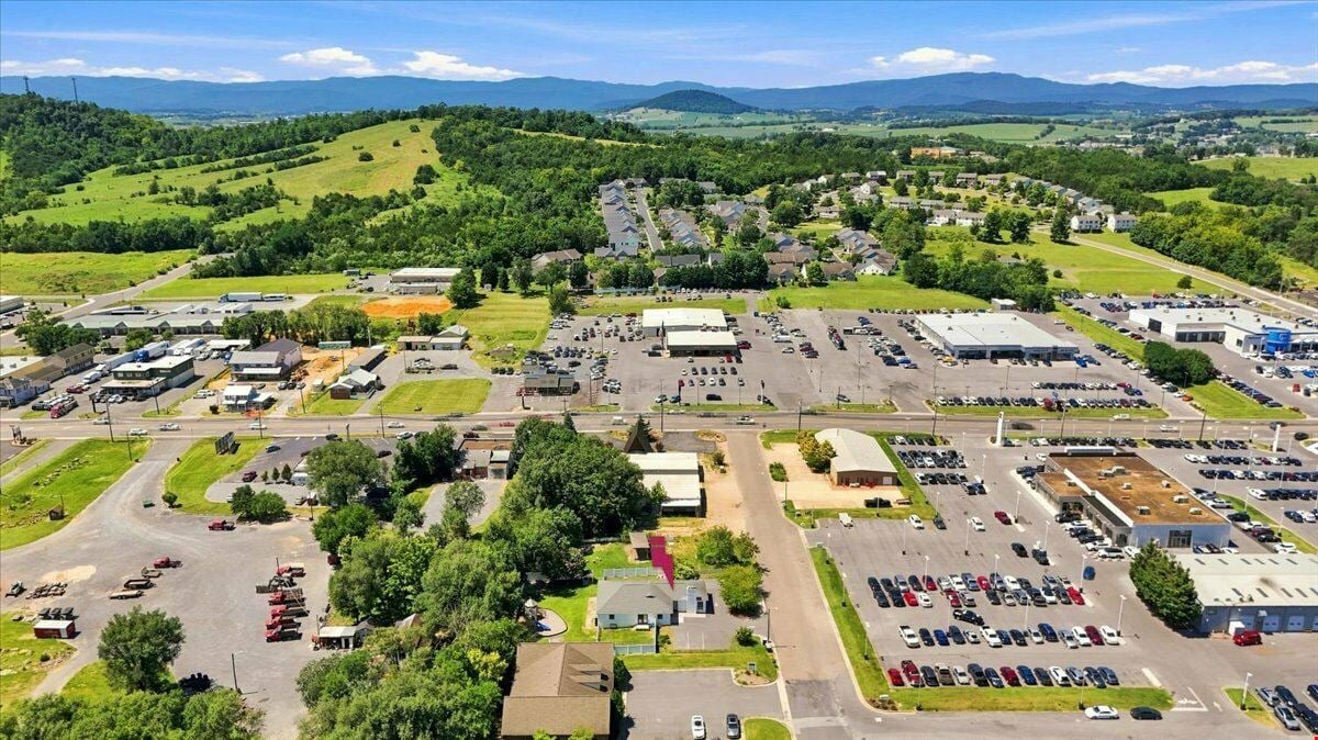 UPDATED COMMERCIAL BUILDING FOR SALE OR LEASE