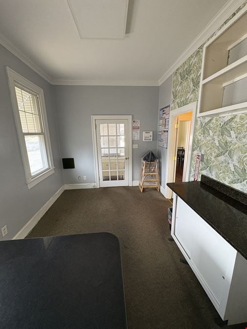 813 West 39th Street