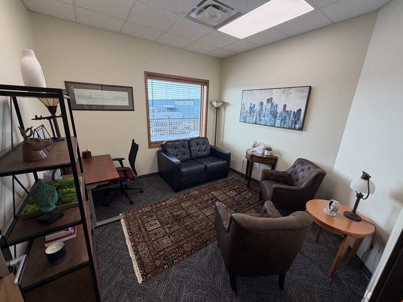 The Hub Network - Rochester Executive Suites