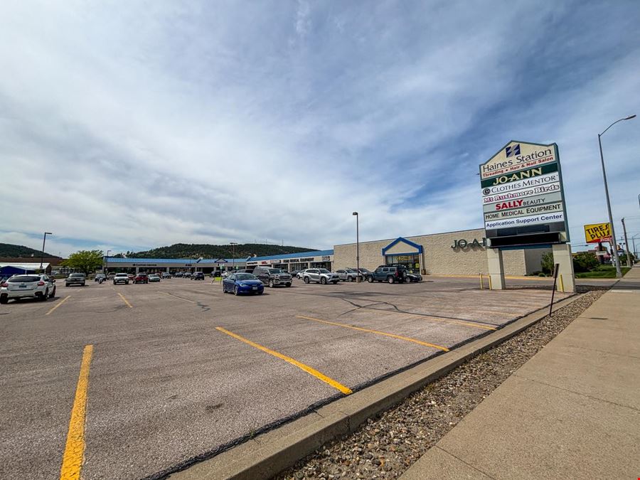 Retail Suite at Haines Station Shopping Center