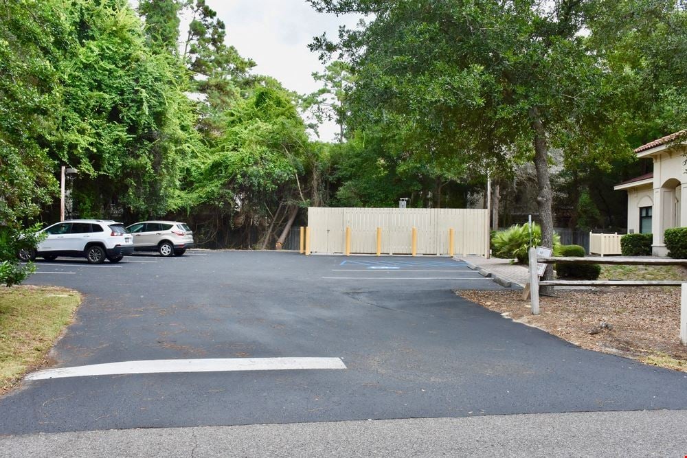 Marina Side Drive