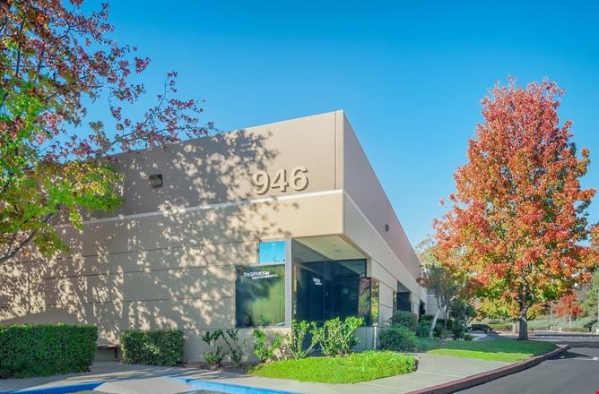 Preview of Office space for Rent at 940-946 Calle Amanecer