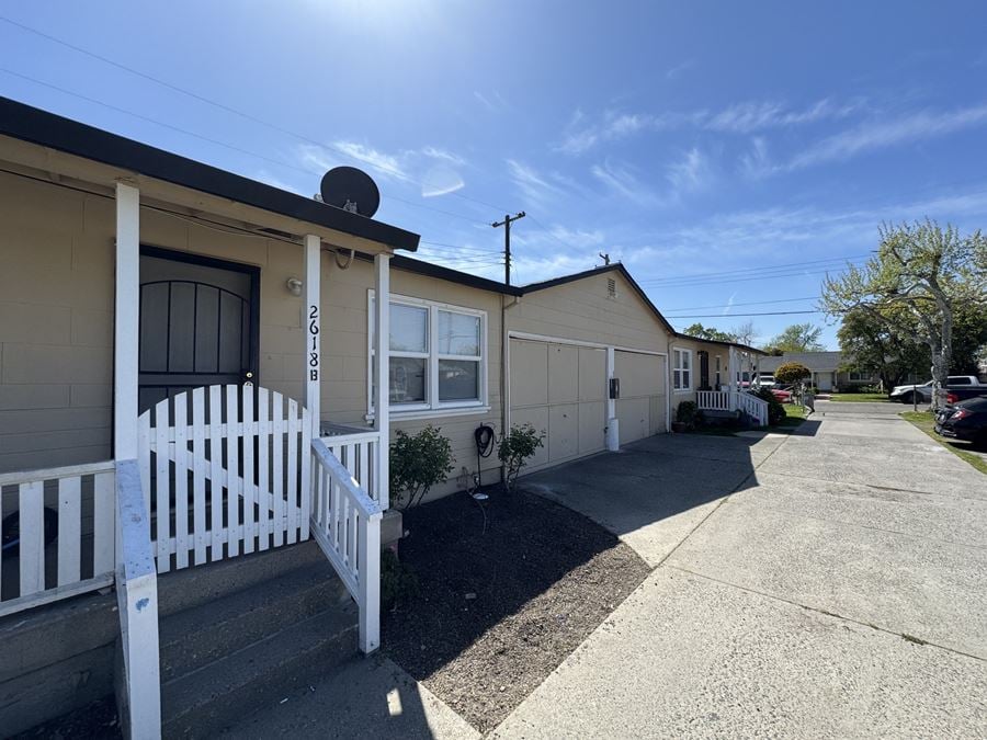 2618 Forrest Street Apartments