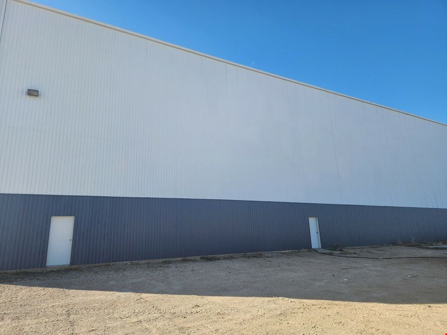 Newly Renovated Industrial Facility on 13.5 Acres