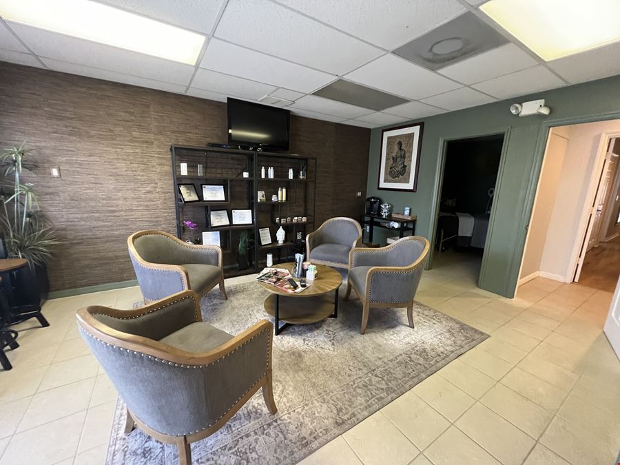 South Tampa / Kennedy Blvd Freestanding Retail