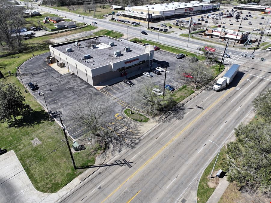 Moss Street Lafayette LA-3747