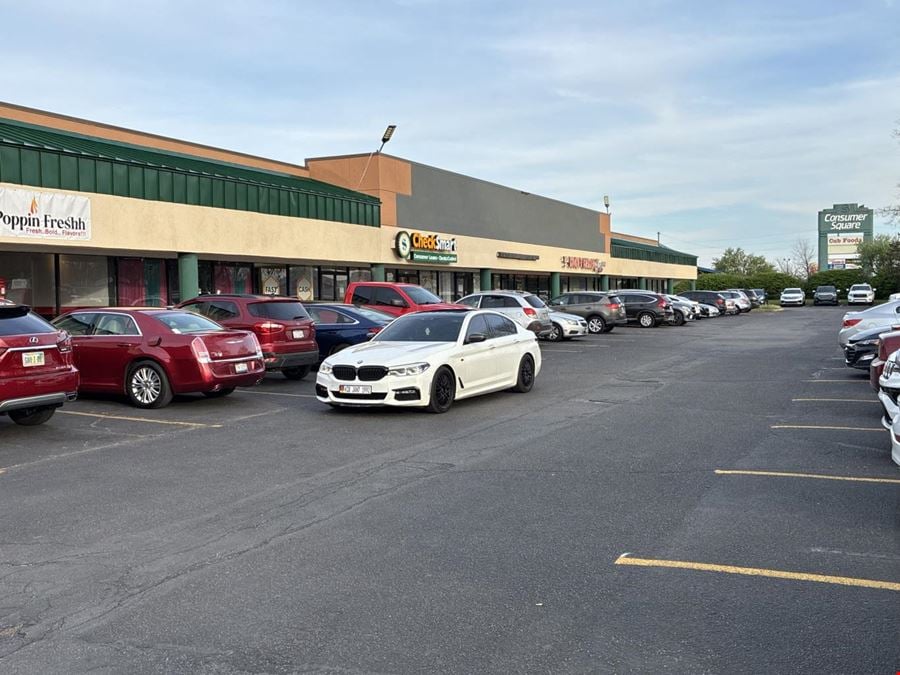 Salem Consumer Square