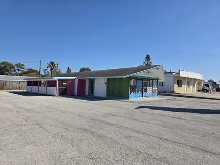 Preview of Retail space for Sale at 4261 South Hopkins Avenue