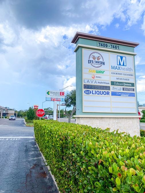 MAXhealth Manatee West Plaza