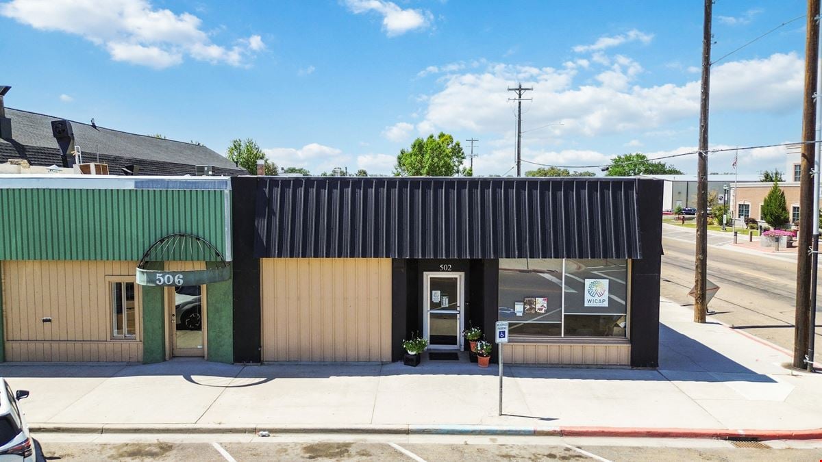 502 Main St