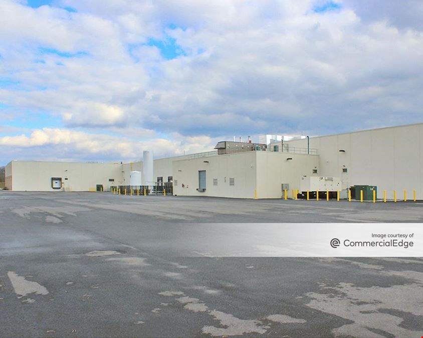 The Navy Yard - 4000-4050 South 26th Street