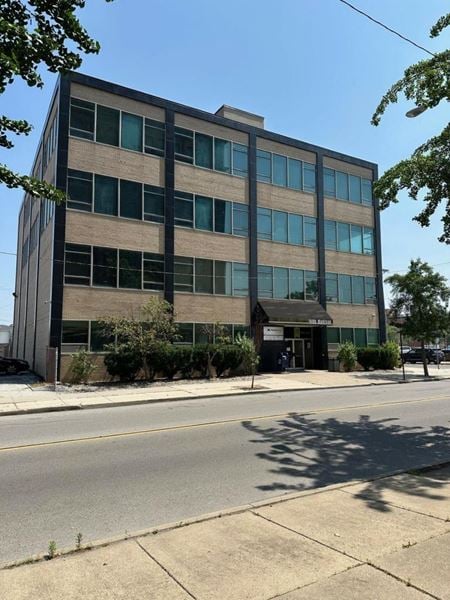Preview of Office space for Rent at 1600 Madison Avenue