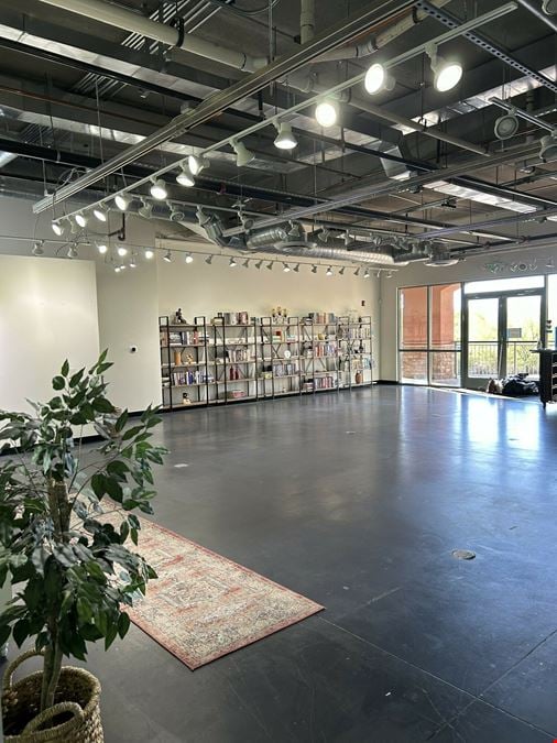 Plaza Waterfront Retail Condo