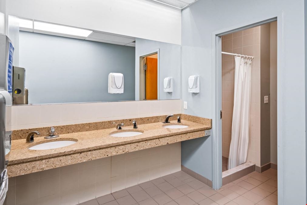 43 Nagog Park, Acton, MA 01720