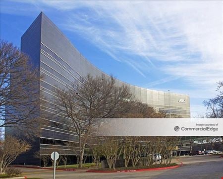 Preview of commercial space at 5050 Quorum Drive