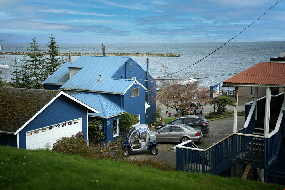 291 Front St