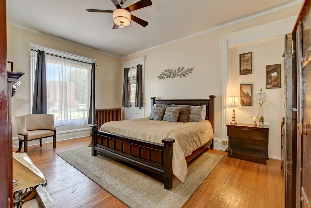Mansion by the Square- Fully Remodeled, Furnished 10 unit Apartment Building
