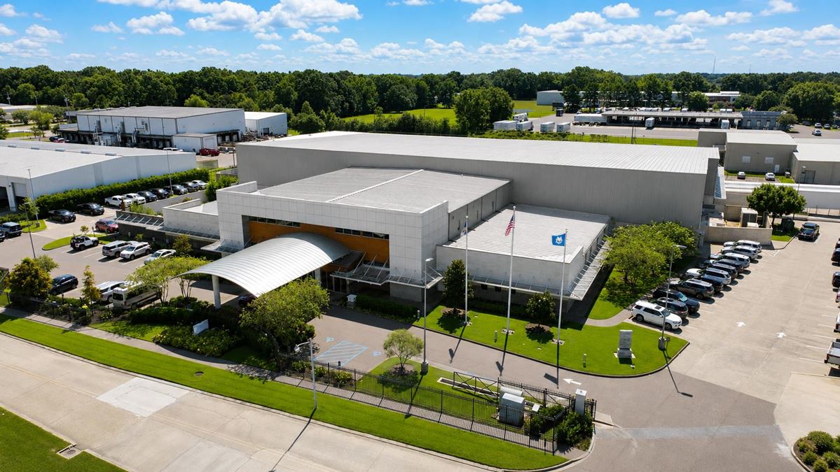 State-of-the-Art Industrial Office/Warehouse