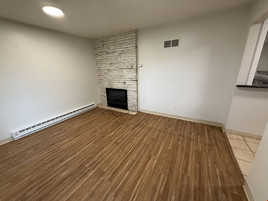 ±2,000 SF Medical/Retail/Office Space For Lease