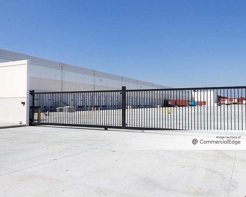 Cheli Distribution Center
