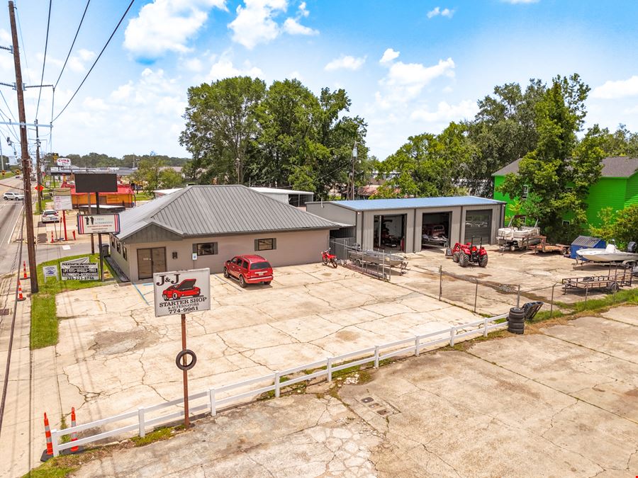±4,500 SF Automotive Shop with Equipment on Main St
