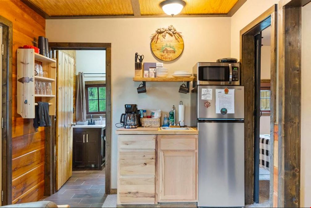 Reed's On The River - Cabin 2