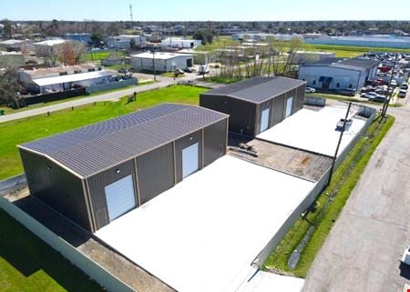 Preview of Industrial space for Rent at 2237 Arlington Avenue