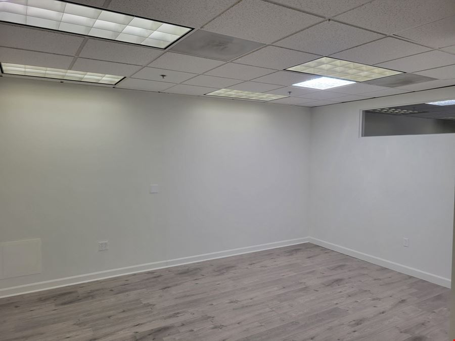 2626 Foothill Boulevard, Suite 208