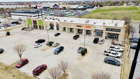 Preview of Retail space for Rent at 1301 S I 35 Service Rd