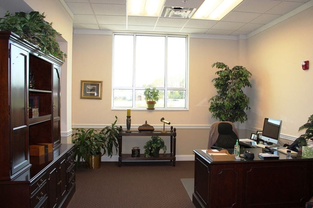9721 Cogdill Rd (For Lease)
