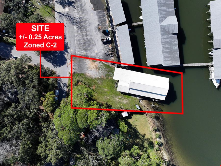 Waterfront Commercial Opportunity| 4,992 SF |