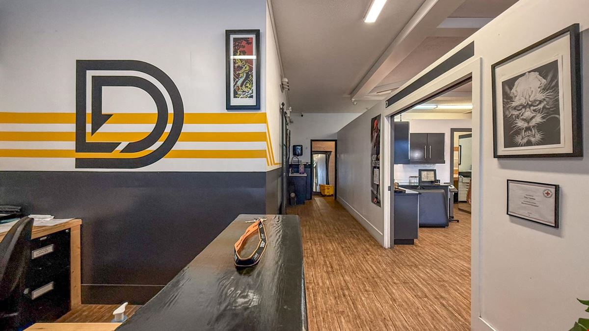 Well Positioned Commercial Unit