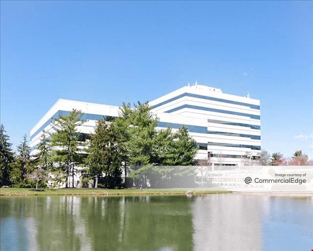 Laurel Corporate Center - 6000 & 8000 Midlantic Drive