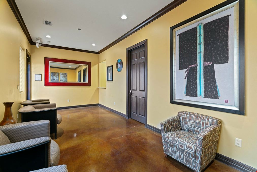 Business Condo in Katy Texas