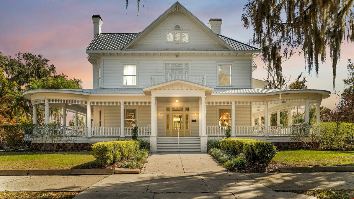 Historic Downtown Bartow Estate Commercial or Residential - 3 Buildings, 1 Parcel on .73 Acres