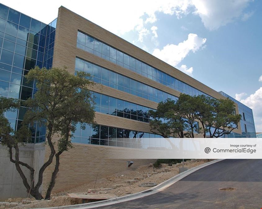 ROLLINGWOOD CENTER II