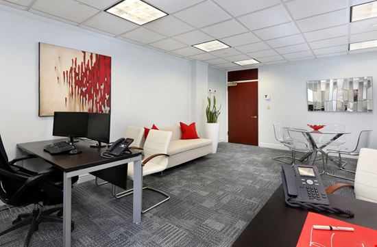 Saunders Real Estate - Park Plaza Executive Centre