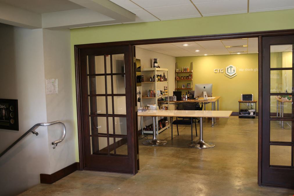 For Lease Corner Unit Office/Warehouse