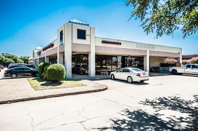 Preview of Retail space for Rent at 800 East Arapaho Road