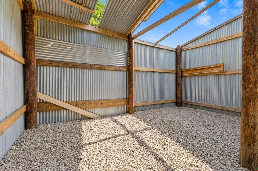 Prime Opportunity 4.276 Acres in Pearland, Texas