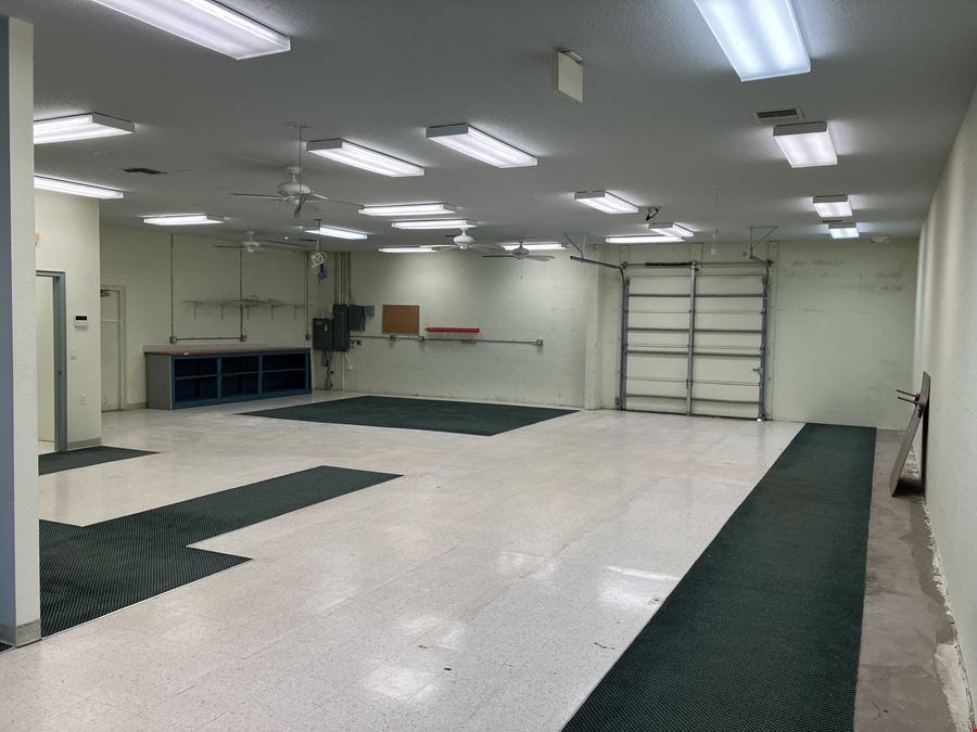 2,640 SF Industrial Flex on 0.69 AC