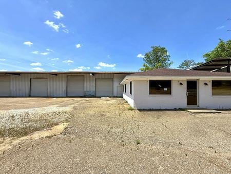Preview of Industrial space for Sale at 824 S. Foster St