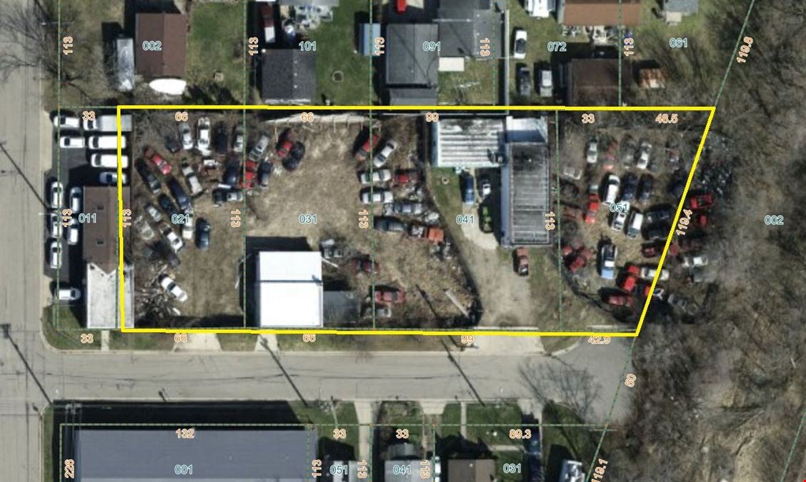Auto Repair / Salvage in Lansing