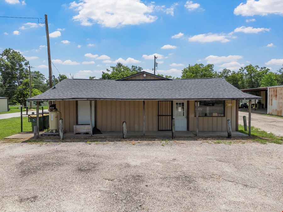 606 NE 4th St