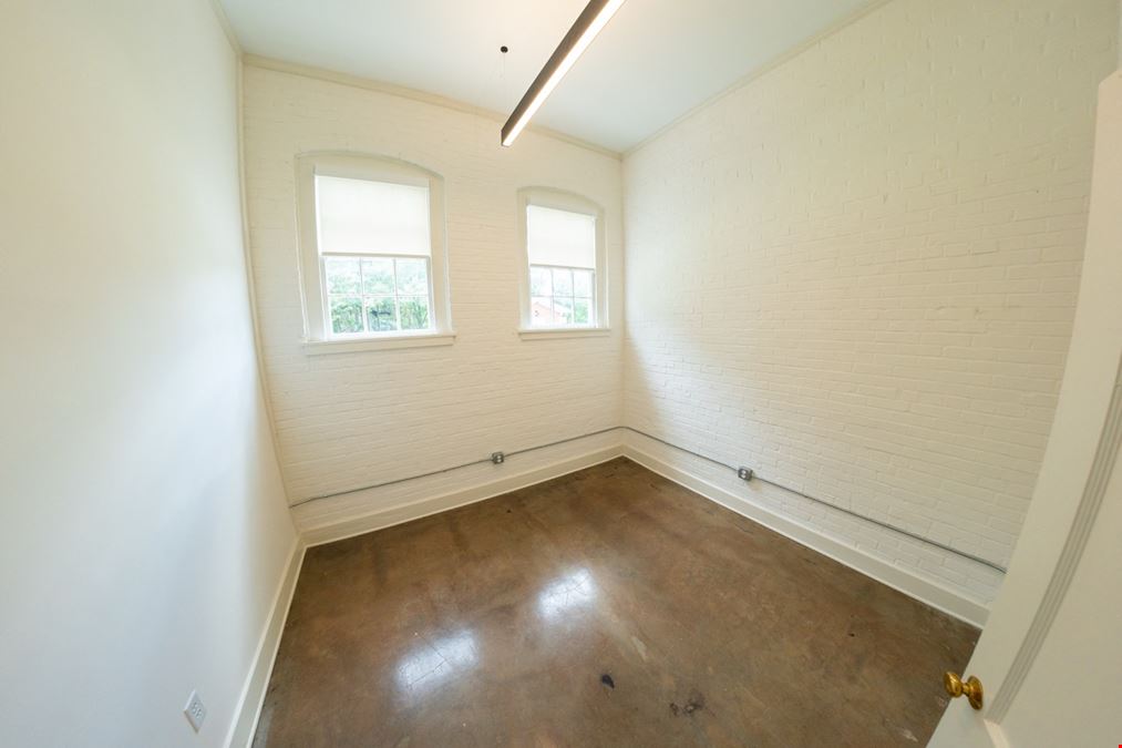 1st Floor of 302 Willard St