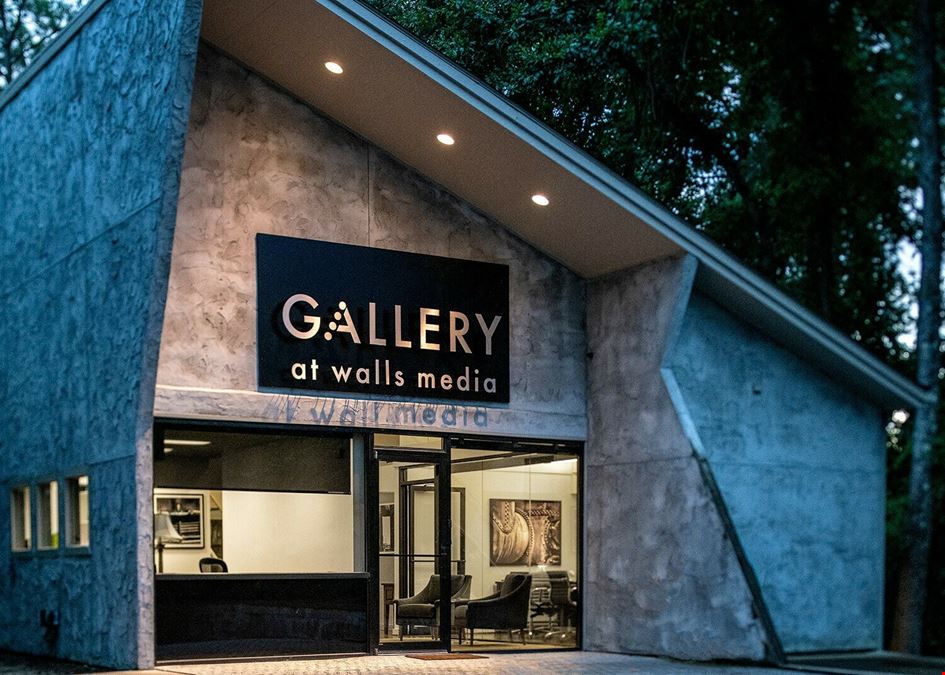 Rare Standalone Office in Midtown